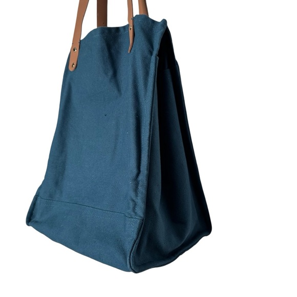 FEED Projects Canvas Market Tote in Sea Blue - Picture 5 of 10